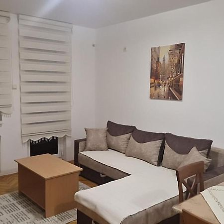 Vodenica Appartement Novi Sad Buitenkant foto